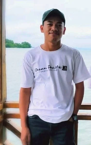 Riko Rikardo (26), warga Desa Kumpai uang diduga terseret arus Sungai Kuantan (Dok.Tirai Nusantara)