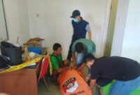 Polsek Kuantan Tengah bersama Tim Inafis Sat Reskrim Polres Kuansing Melakukan Olah TKP dan Evakuasi Jenazah IE (62)Yang meninggal di Hotel Taluk Kuantan (Dok.GNews86)