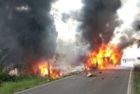 Kecekalakaan Bus ALS dan Mobil Truk Tangki di Muratara Sumsel (Dok.Istimewa)
