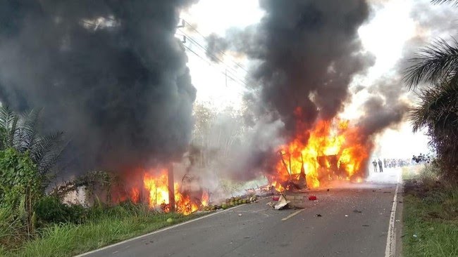 Tragedi Jalinsum Muratara: Tabrakan Maut Bus ALS dan Truk Tangki Tewaskan 16 Orang Tragedi Jalinsum Muratara: Tabrakan Maut Bus ALS dan Truk Tangki Tewaskan 16 Orang