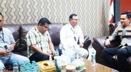 Aktivis Hukum Nerdi Wantomes S.H Bersama Kapolres Kuansing AKBP Hidayat Permana, S.H S.I.K M.H (Dok.Cakaplah)