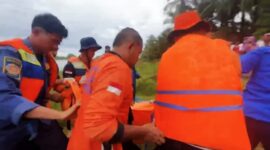 Jasad Riko Rikardo (26) ditemukan dalam kondisi tidak bernyawa oleh Tim SAR (Dok.GNews86)