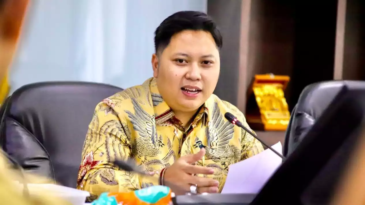 Rapat Paripurna DPRD Kota Bandung mengesahkan Peraturan Daerah tentang Pencegahan dan Pengendalian Perilaku Seksual Berisiko dan Penyimpangan Seksual sebagai upaya memperkuat perlindungan sosial masyarakat.