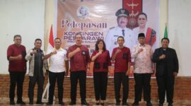 Gubernur Maluku Hendrik Lewerissa secara resmi melepas 272 peserta Kontingen Pesparawi Provinsi Maluku untuk mengikuti Pesparawi Nasional XIV Tahun 2026 di Manokwari, Papua Barat.(dok Foto: DISKOMINFO MALUKU)