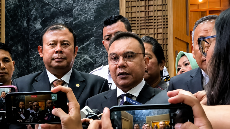 Pemerintah menyiapkan strategi khusus untuk memperkuat nilai tukar rupiah melalui koordinasi kebijakan fiskal, moneter, dan penguatan fundamental ekonomi nasional.(viva.co.id)