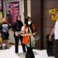 Terpidana Lina saat tiba di Kantor Kejati Sulut. Foto/Istimewa 