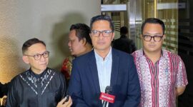 Kuasa Hukum FA, Febri Diansyah saat memberikan keterangan kepada sejumlah wartawan (foto: istimewa)