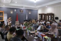 Satu hati: Panitia pemekaran dan pemerintah dari lima daerah wilayah BMR, melakukan pertemuan, bersinergi untuk mewujudkan Provinsi Bolaang Mongondow Raya