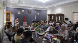 Satu hati: Panitia pemekaran dan pemerintah dari lima daerah wilayah BMR, melakukan pertemuan, bersinergi untuk mewujudkan Provinsi Bolaang Mongondow Raya