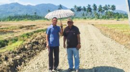 KOLABORASI: Sangadi Desa Ikuna Mulyono Mamonto SH dan Sangadi Dumara Saifudin Djangkarang